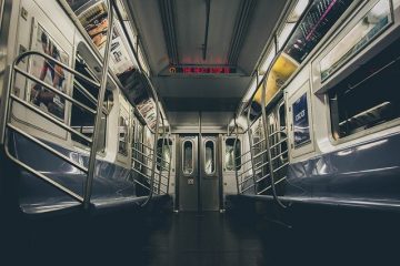 Seven Line Subway Inside